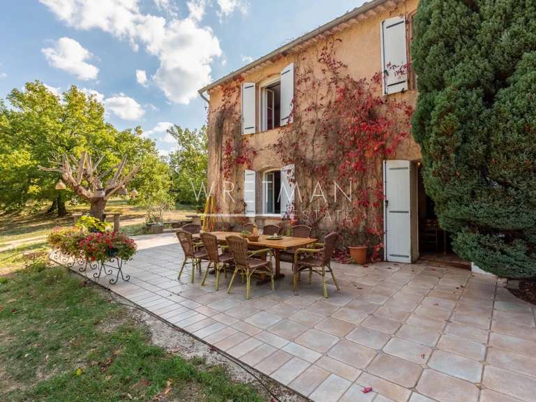 Propriété Le Cannet-des-Maures - 7 chambres - 605m²