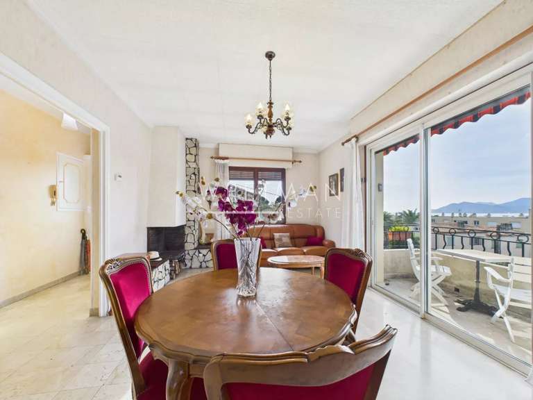 Apartment with Sea view Cannes - 4 bedrooms - 93m²