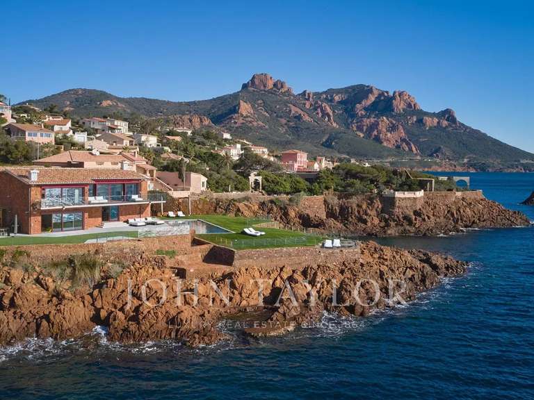 Villa Théoule-sur-Mer - 5 chambres - 309m²