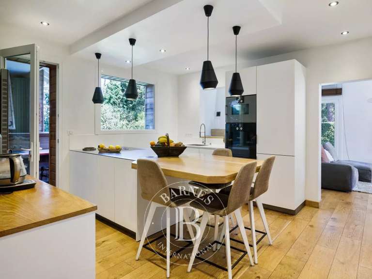 Maison Anglet - 5 chambres - 270m²
