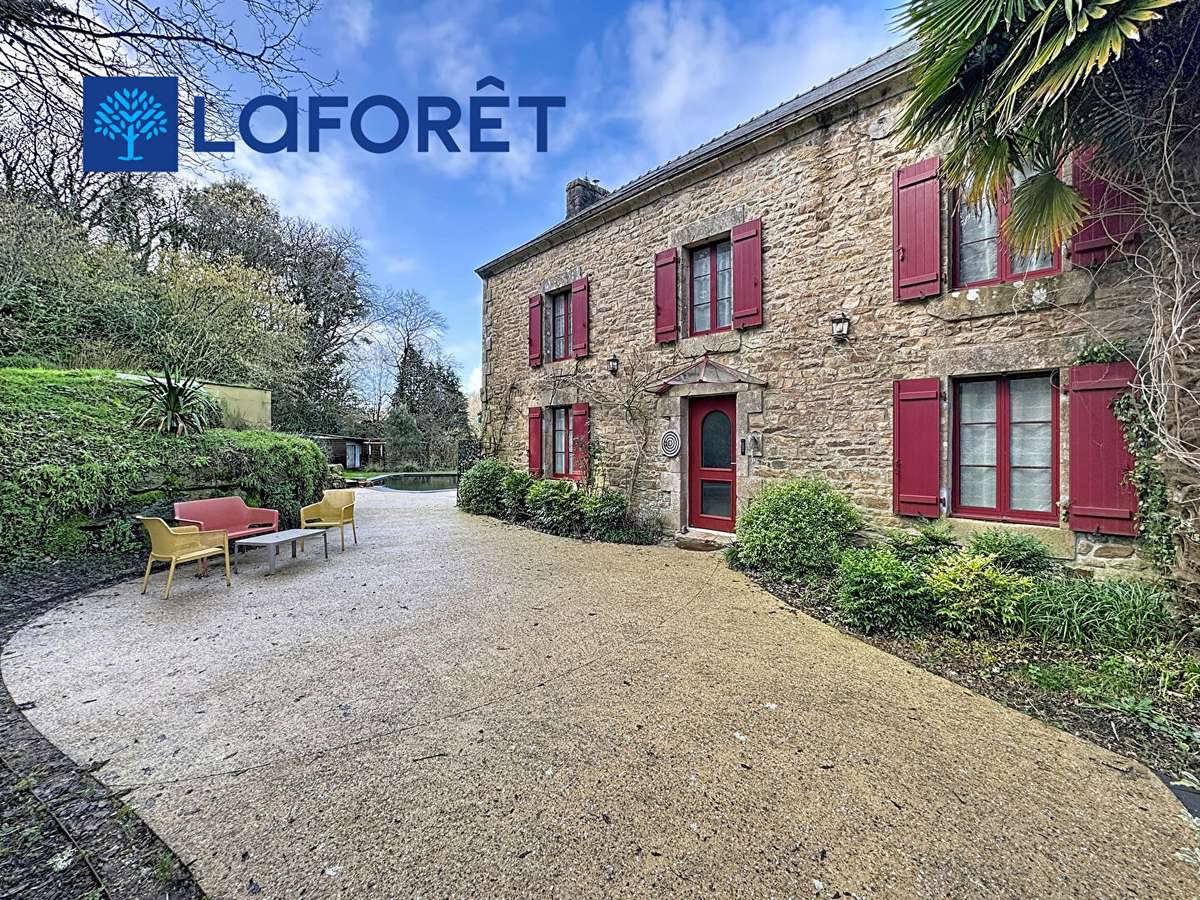 Maison Locoal-Mendon