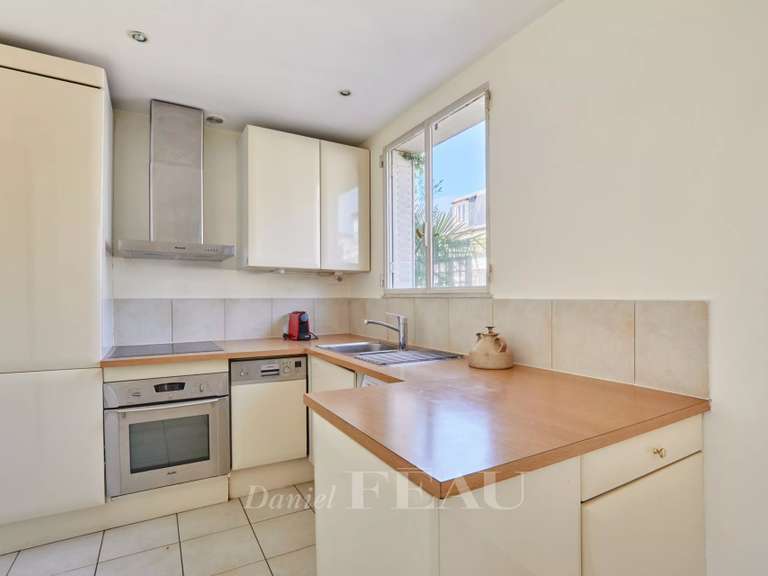 Appartement Paris 16e - 1 chambre - 73m²