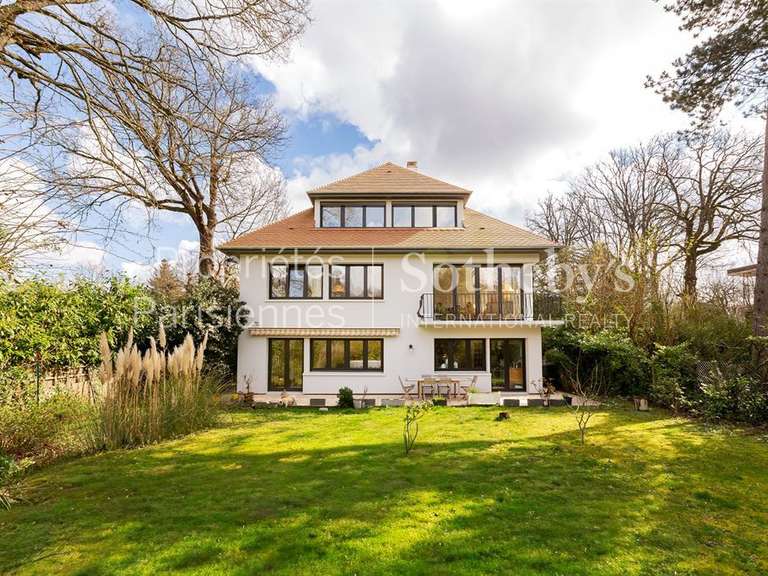 Maison La Celle-Saint-Cloud - 6 chambres - 340m²