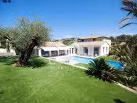 Location maison 9 pièces