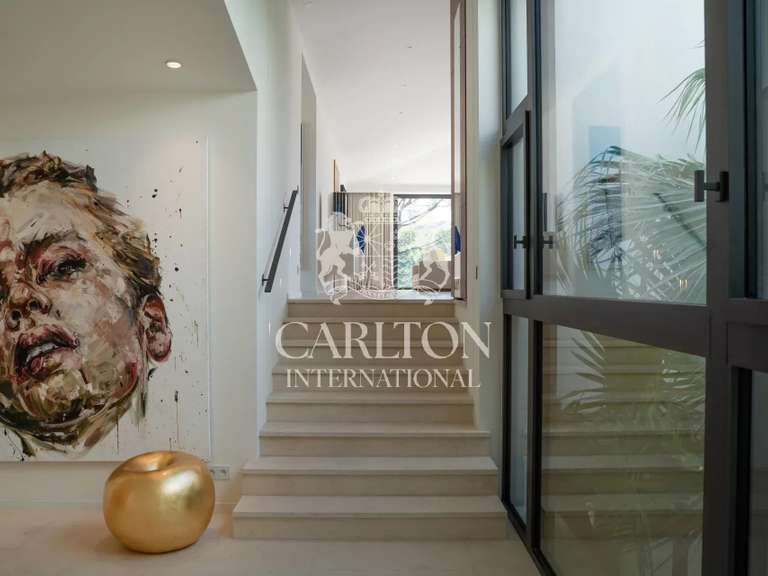 Villa Saint-Tropez - 6 bedrooms - 354m²