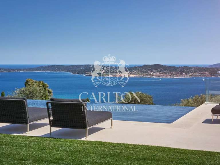 Villa with Sea view Grimaud - 7 bedrooms - 730m²