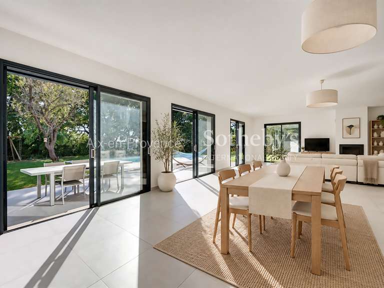 Maison Aix-en-Provence - 4 chambres - 200m²