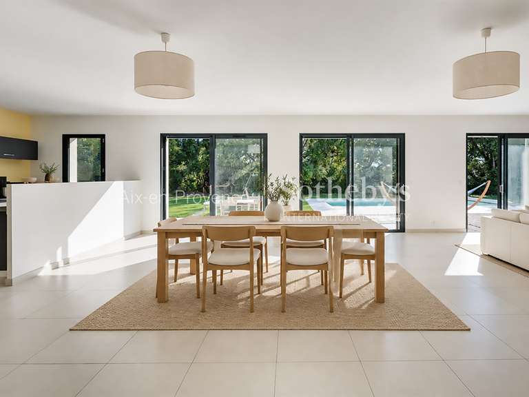 Maison Aix-en-Provence - 4 chambres - 200m²