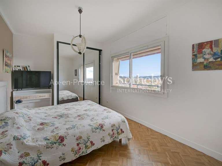 Appartement Aix-en-Provence - 3 chambres - 131m²