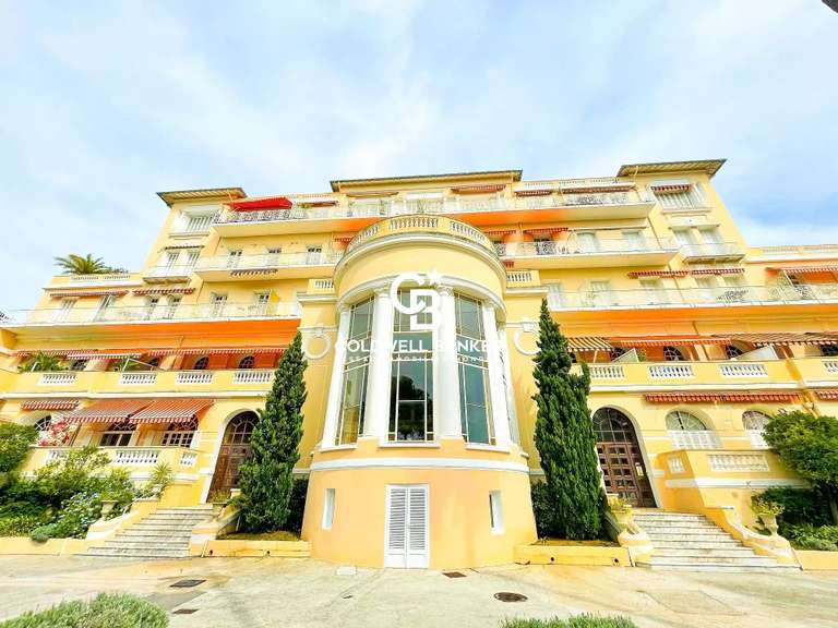 Apartment with Sea view Hyères - 3 bedrooms - 165m²