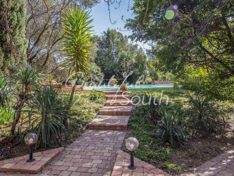 House Perpignan - 11 bedrooms - 750m²