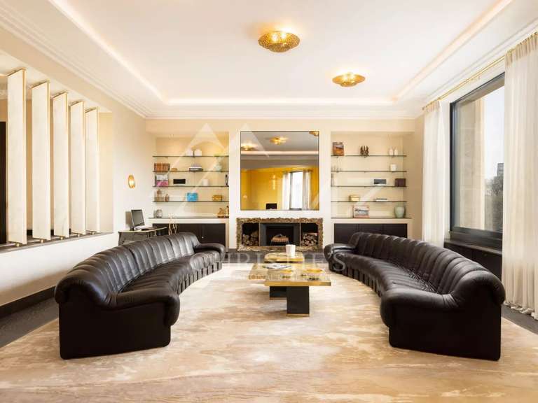 Appartement Paris 16e - 4 chambres - 438m²