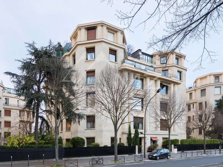 Appartement Paris 16e - 4 chambres - 438m²