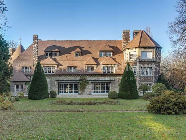 Propriété Mouvaux - 11 chambres - 633m²
