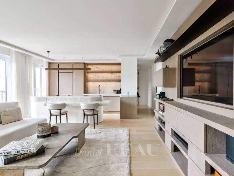 Appartement Paris 7e - 2 chambres - 115m²