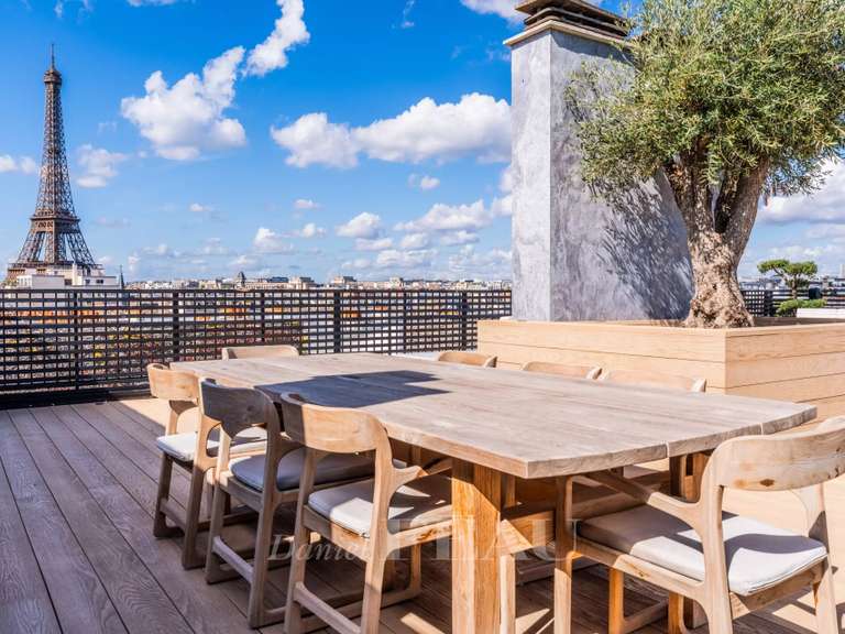 Appartement Paris 7e - 2 chambres - 115m²