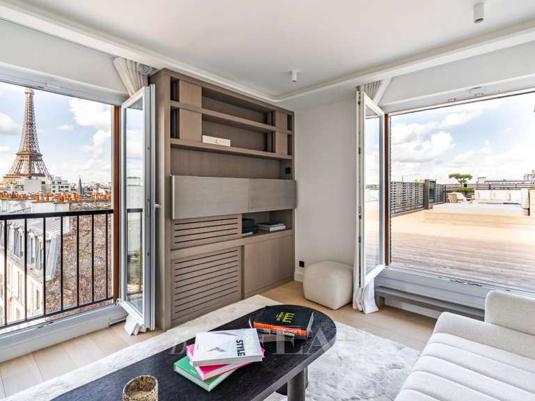 Appartement Paris 7e - 2 chambres - 115m²