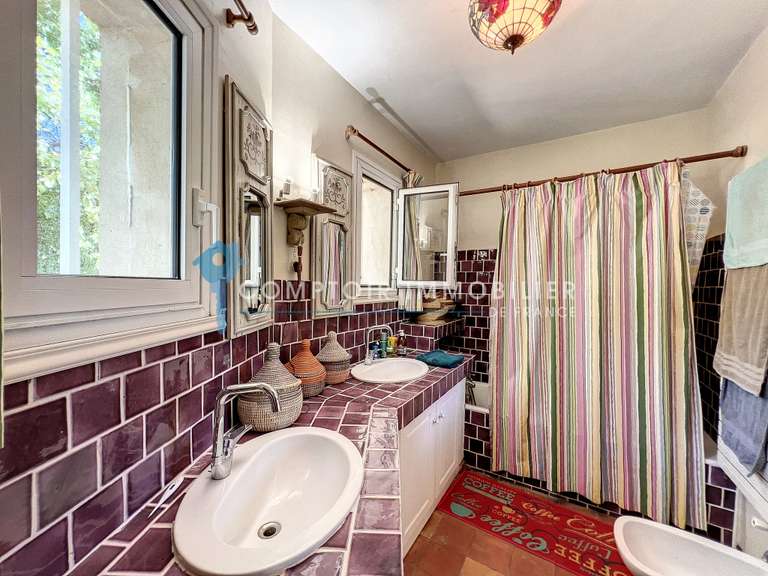 Maison Murs - 6 chambres - 365m²