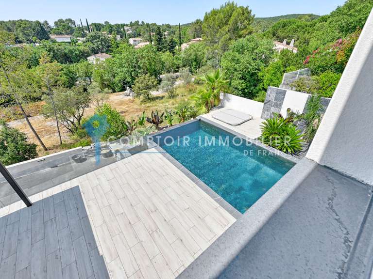 Villa Saint-Gély-du-Fesc - 5 chambres - 240m²