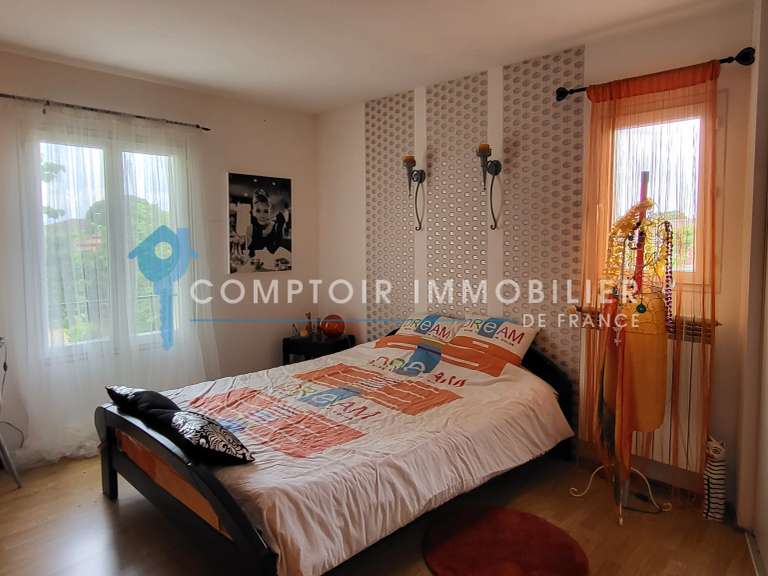 Maison Nîmes - 6 chambres - 230m²