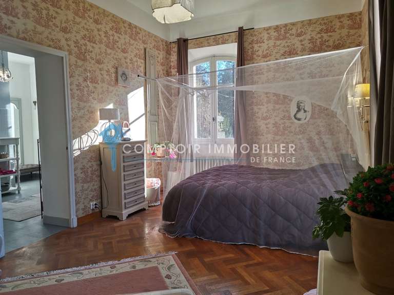 Maison Uzès - 6 chambres - 460m²