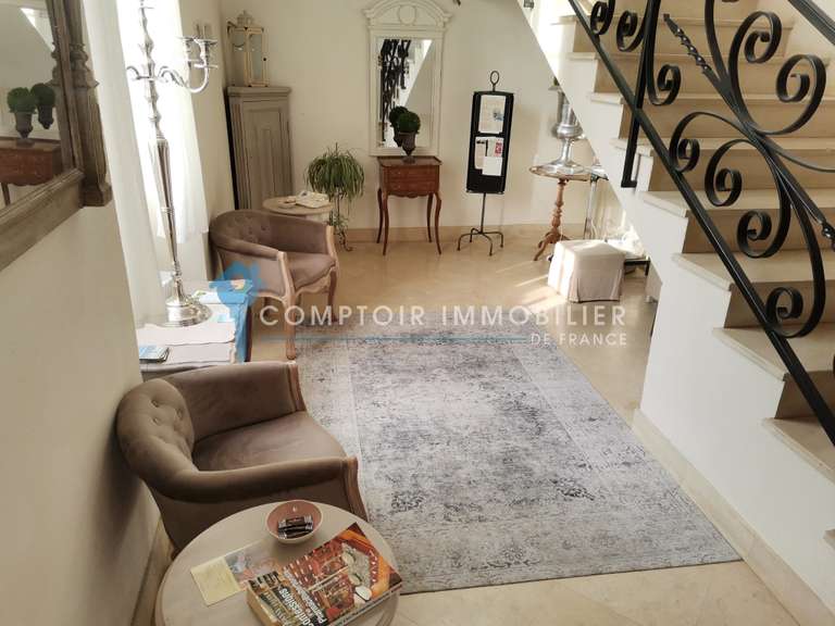 Maison Uzès - 6 chambres - 460m²