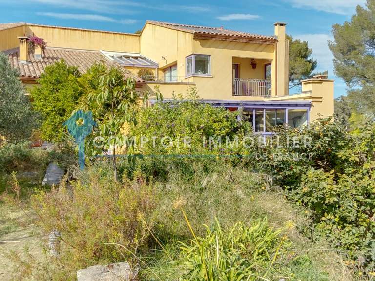 Maison Nîmes - 4 chambres - 295m²