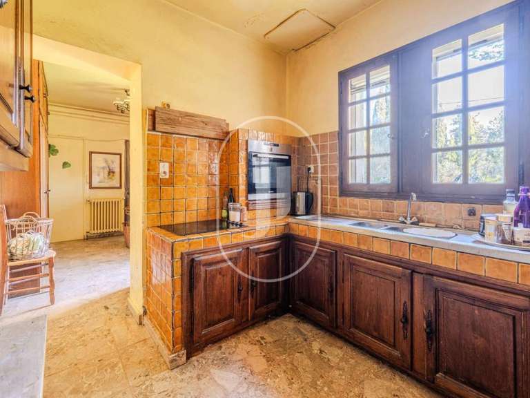 Maison Saint-Rémy-de-Provence - 5 chambres - 182m²
