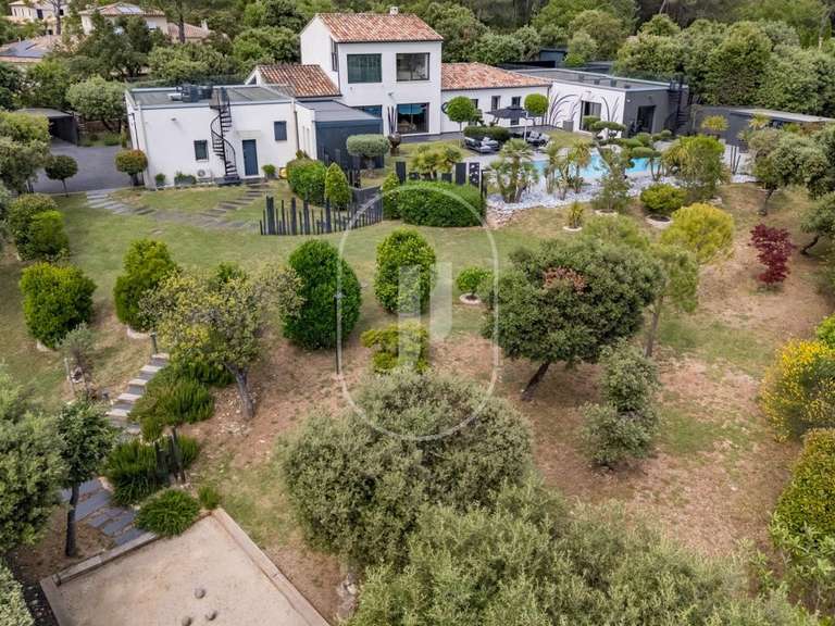 Villa Beaumettes - 4 bedrooms - 380m²