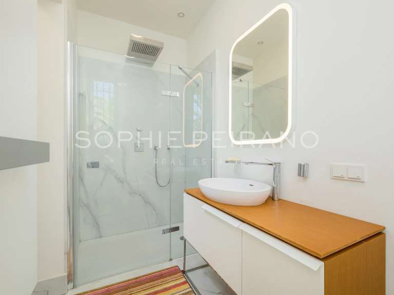 Villa avec Vue sur mer Antibes - 5 chambres - 247m²
