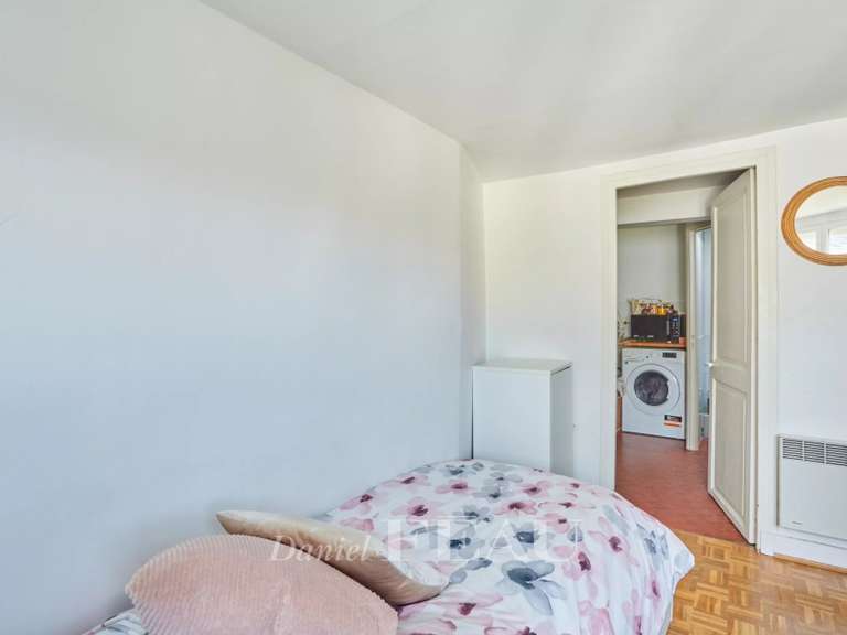 Appartement Paris 7e - 2 chambres - 82m²