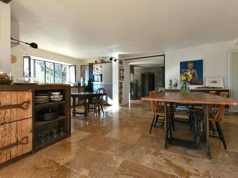 Propriété Uzès - 7 chambres - 569m²