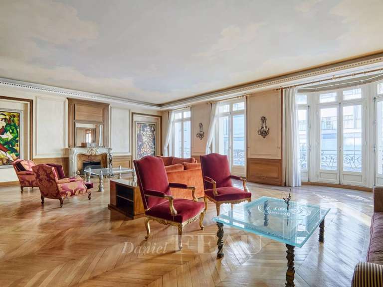 Appartement Paris 16e - 6 chambres - 300m²