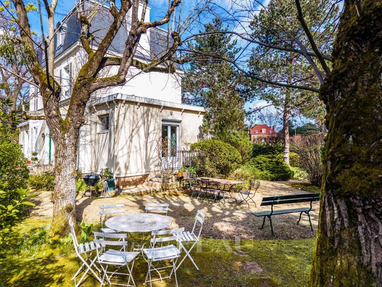 House Le Vésinet - 5 bedrooms - 213m²