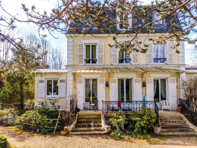 House Le Vésinet - 5 bedrooms - 213m²