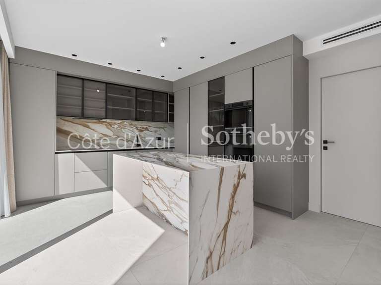 Maison Mouans-Sartoux - 4 chambres - 280m²