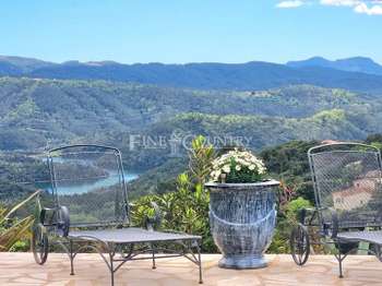 Vente maison 5 pièces Montauroux 83
