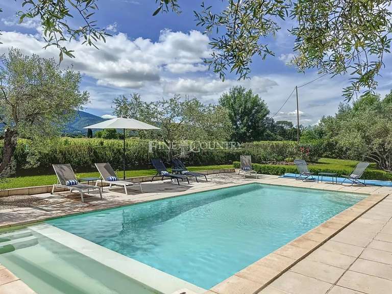 Villa Gonfaron - 6 bedrooms - 268m²