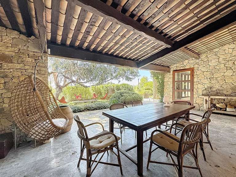 Villa Châteauneuf-Grasse - 5 chambres - 250m²