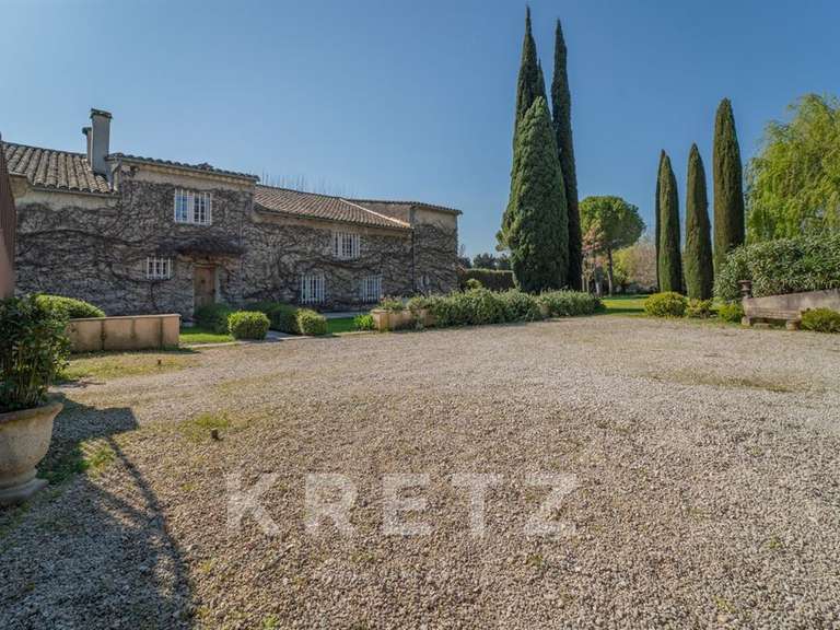 Maison Châteaurenard - 5 chambres - 270m²