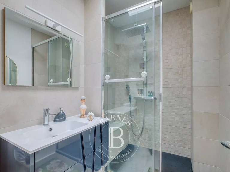 Appartement Marseille 8e - 4 chambres - 145m²