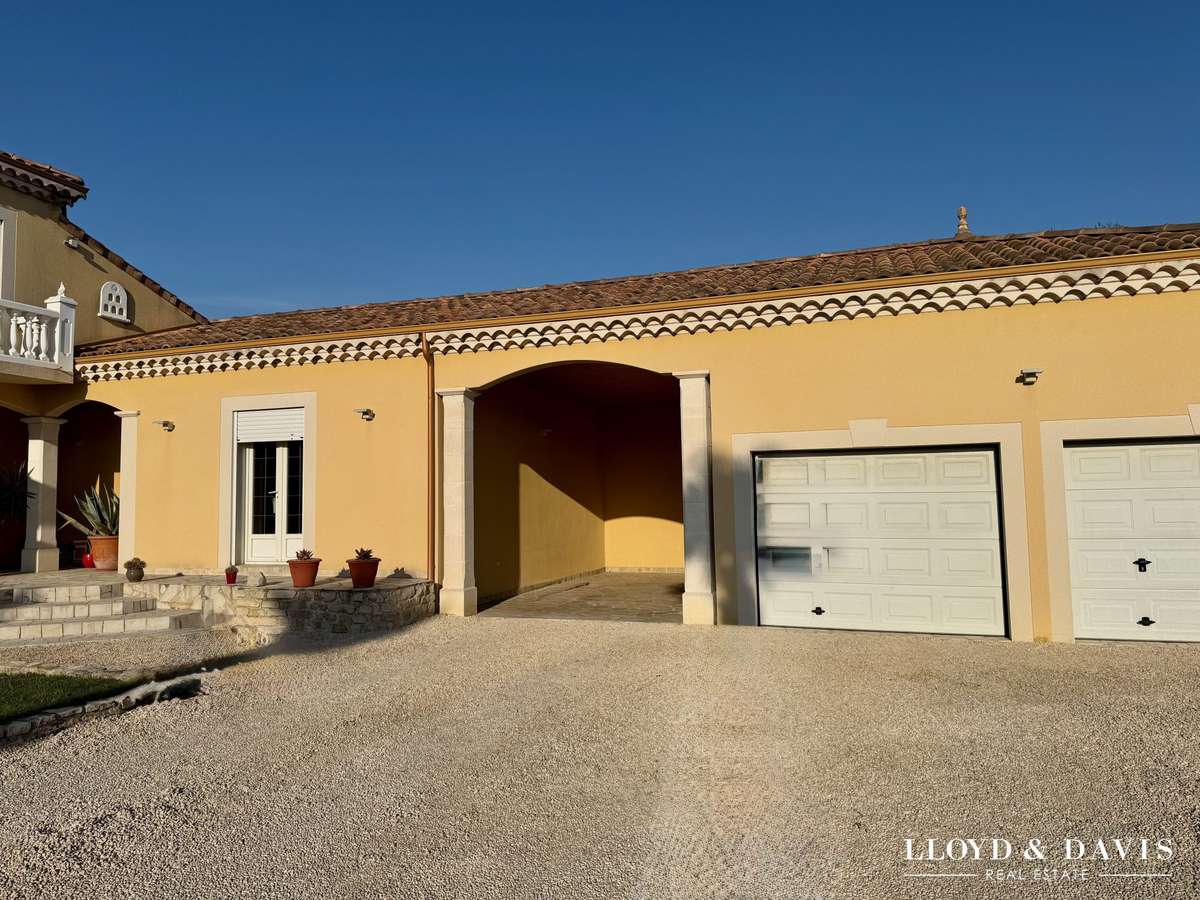 House Beauvallon