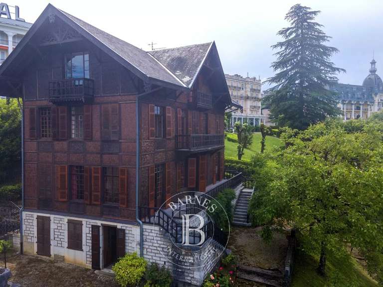 Propriété Aix-les-Bains - 10 chambres - 847m²