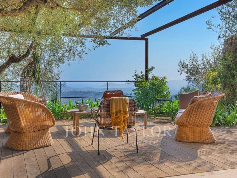 Maison Châteauneuf-Grasse - 4 chambres - 239m²