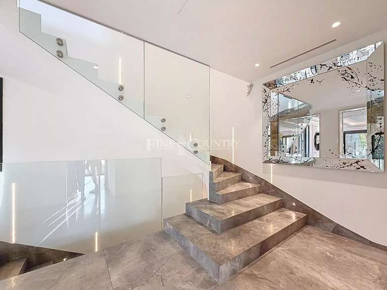 Villa Valbonne - 4 chambres - 318m²