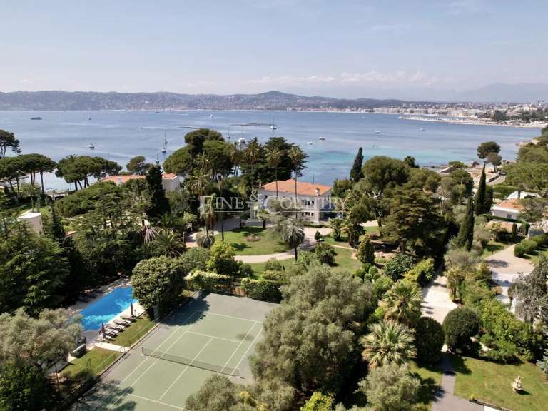 Villa Antibes - 9 chambres - 512m²