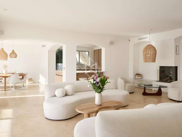 Villa Cavalaire-sur-Mer - 6 bedrooms - 320m²