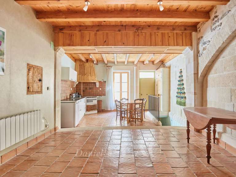 Maison Arles - 3 chambres - 322m²
