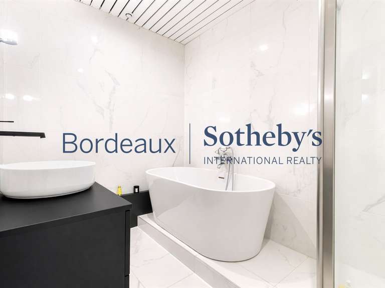 Appartement Bordeaux - 3 chambres - 143m²
