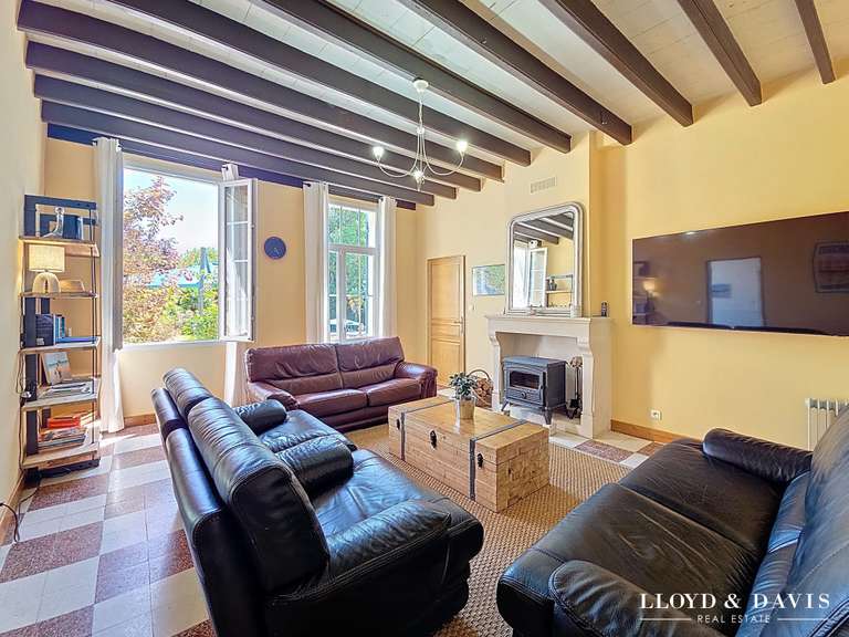 House Chenac-Saint-Seurin-d'Uzet - 8 bedrooms - 376m²